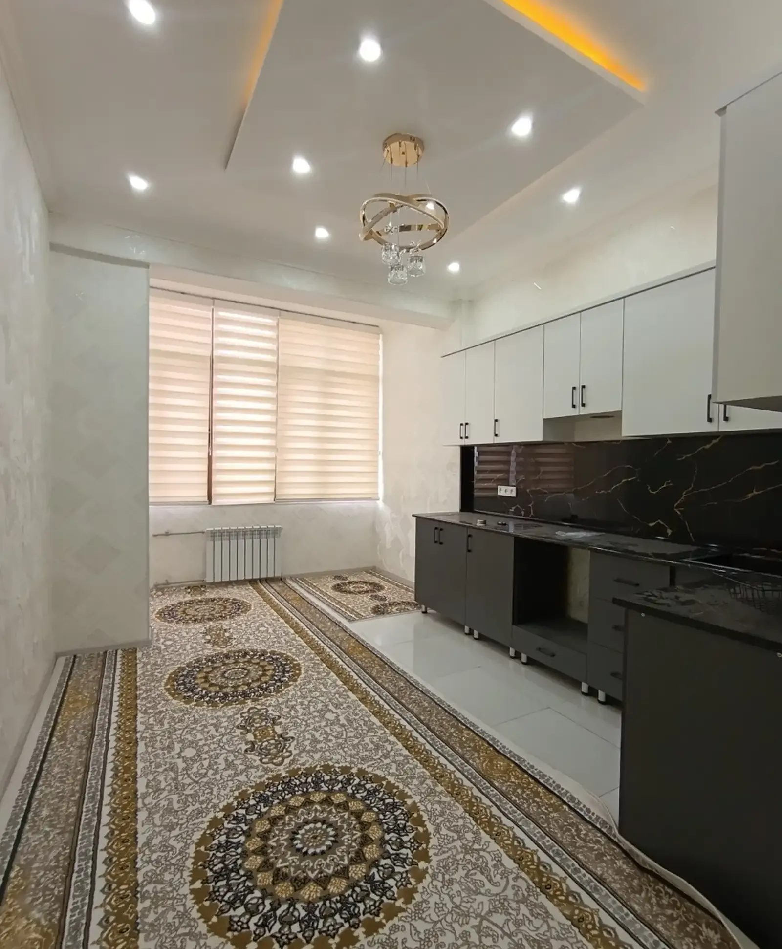 3-комн. квартира, 11 этаж, 97 м², Шохмансур