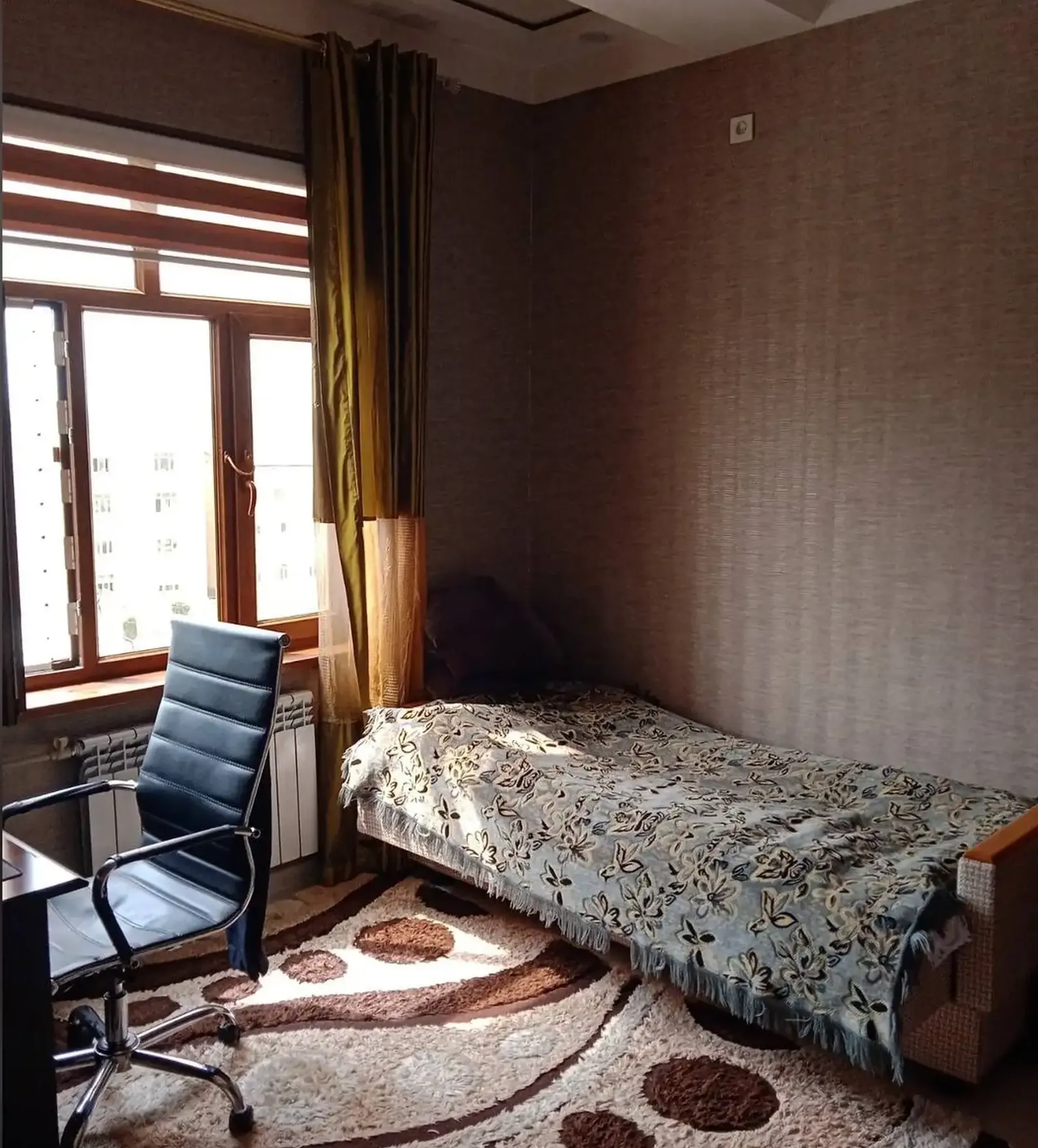 4-комн. квартира, 4 этаж, 120 м², Мехргон — фото 2