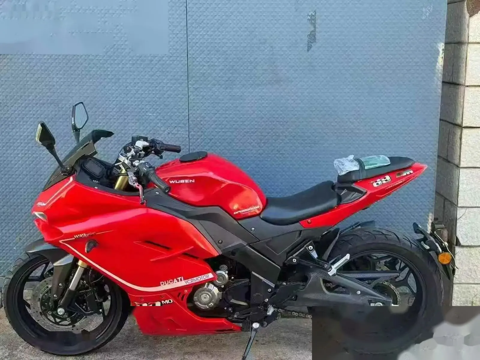 Мотоцикл Ducati 400 на заказ — фото 4