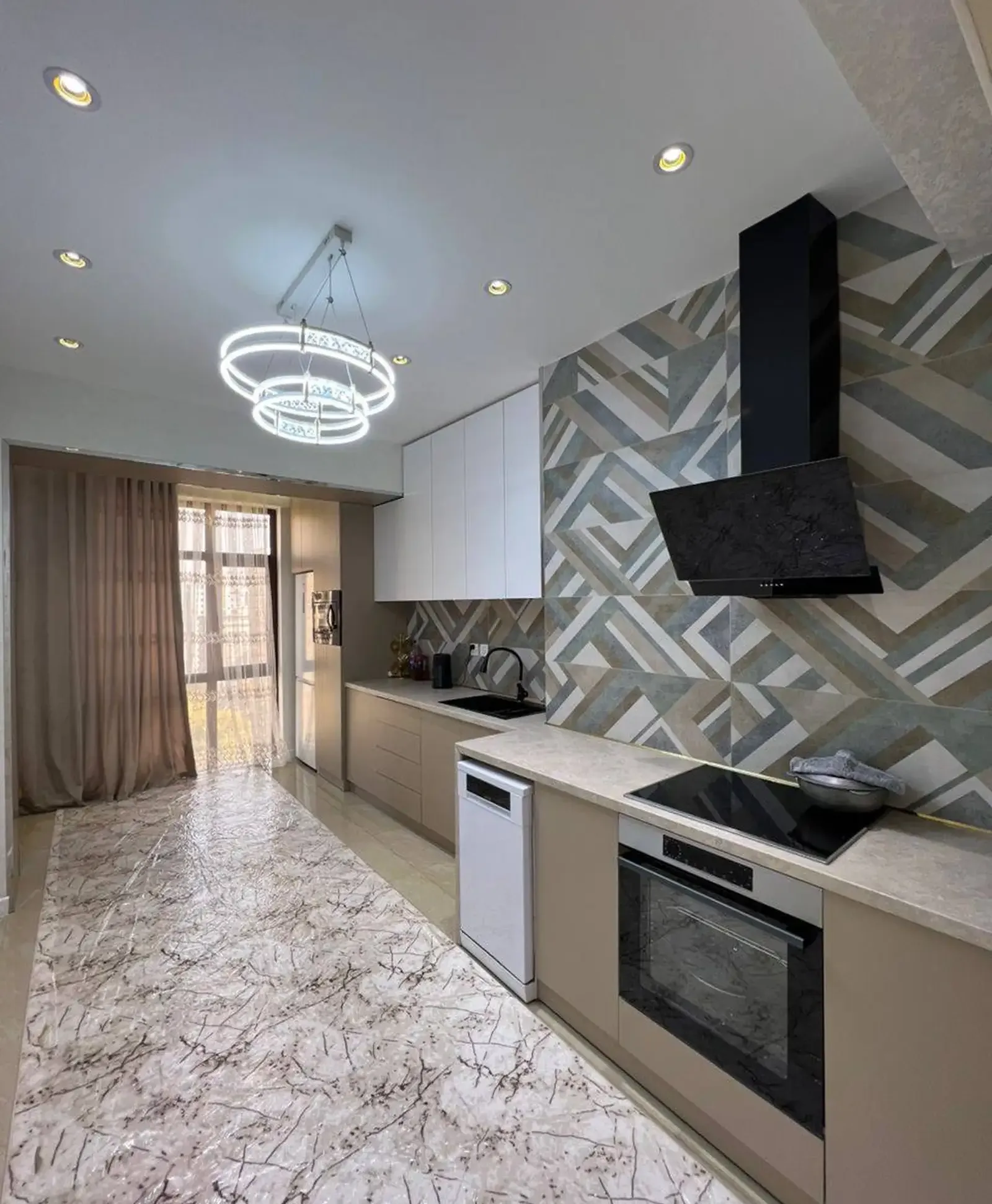 4-комн. квартира, 16 этаж, 108 м², Шохмансур — фото 9