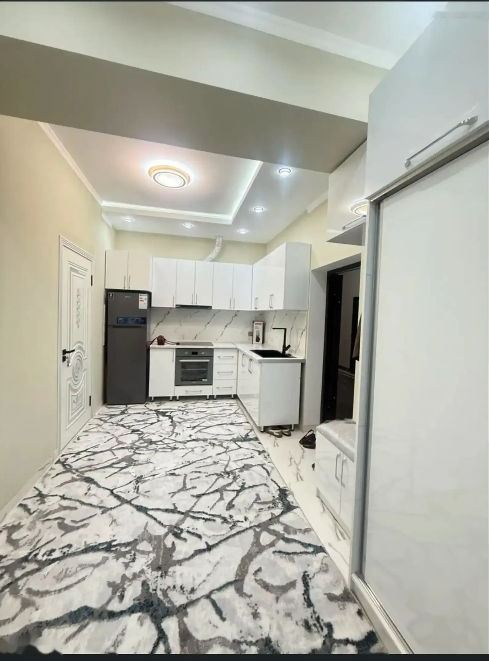 2-комн. квартира, 5 этаж, 65м², Зелёный Базар