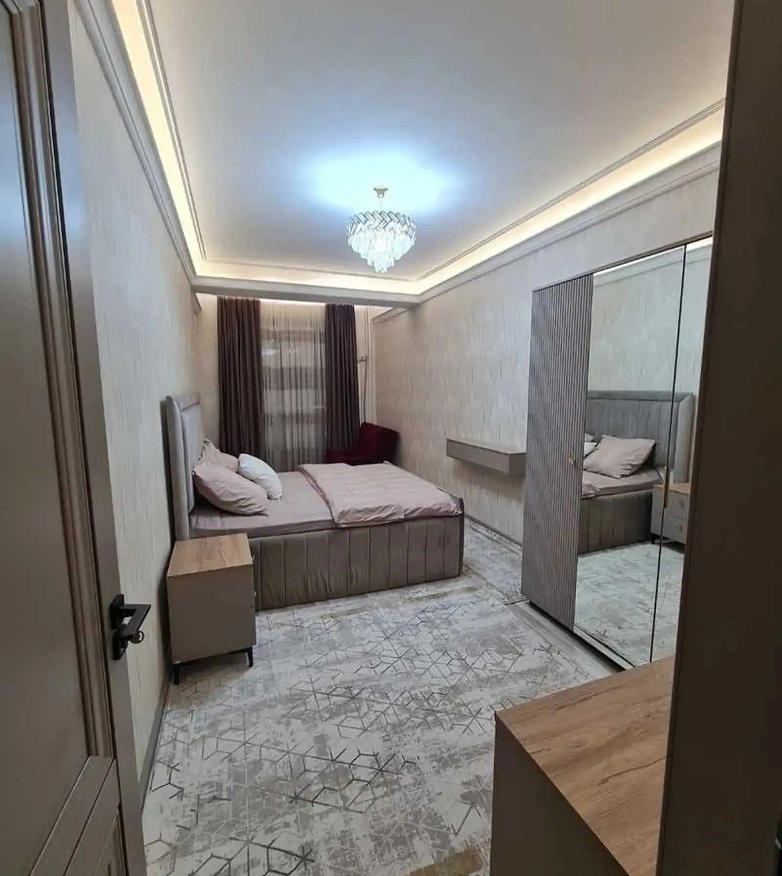 3-комн. квартира, 15 этаж, 93м², Центр — фото 10