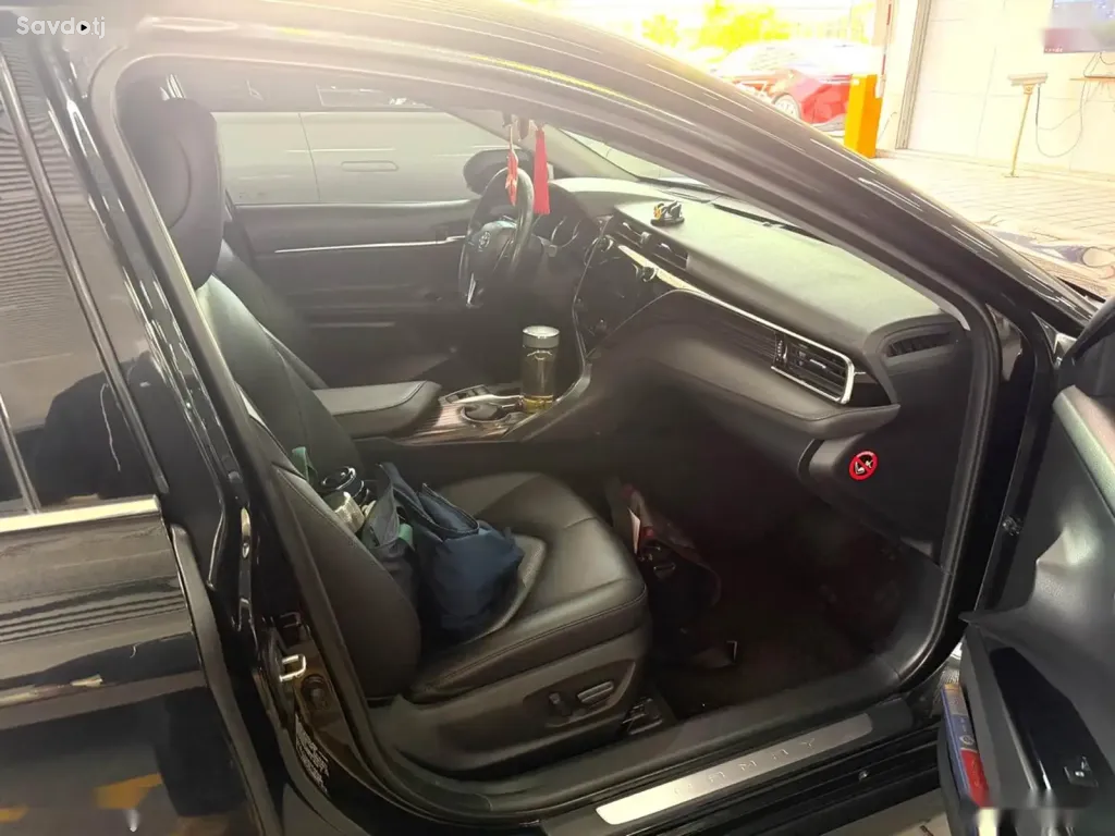 Toyota Camry, 2019