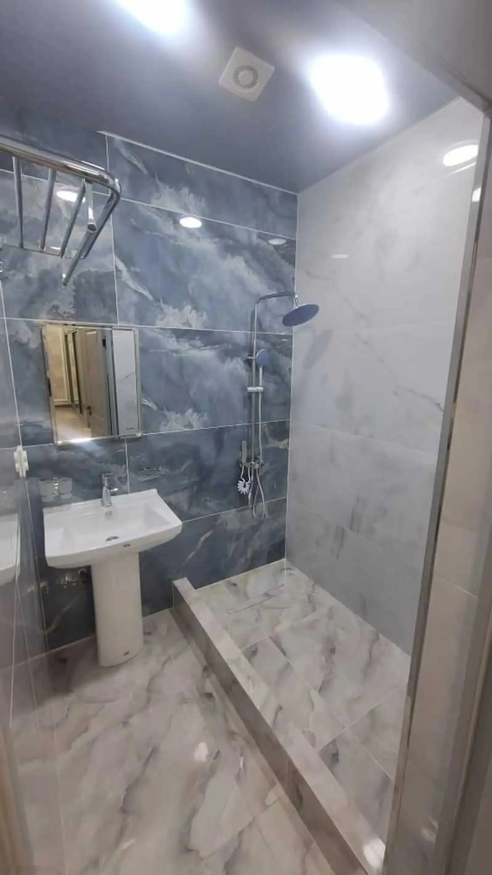 3-комн. квартира, 7 этаж, 106м², И.Сомонӣ Кохи Борбард — фото 9