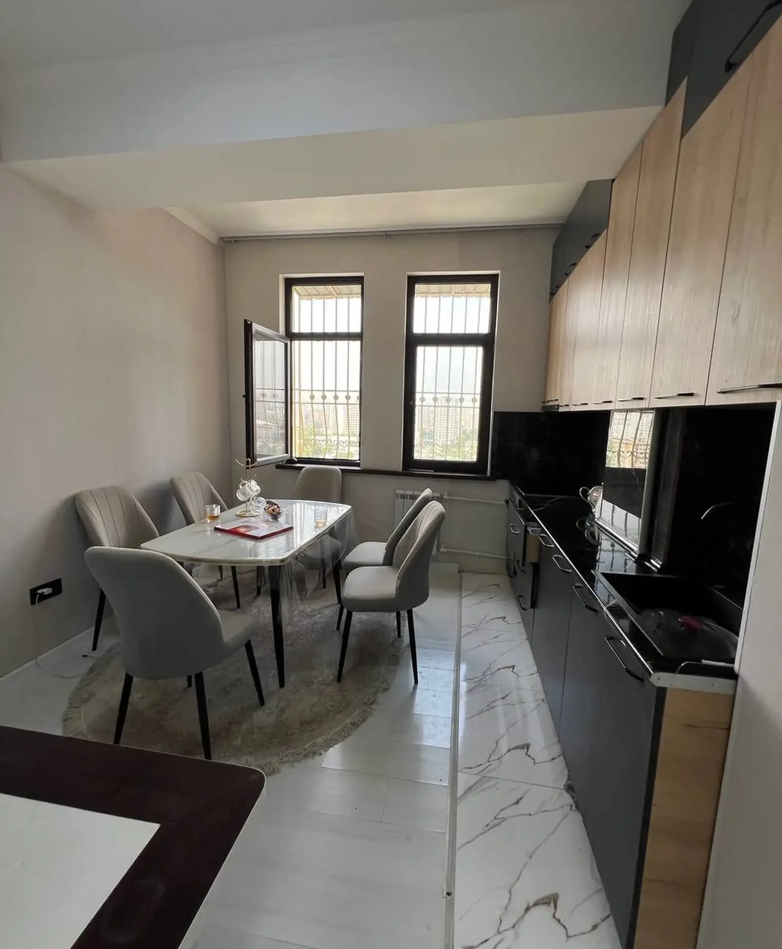 2-комн. квартира, 14 этаж, 75 м², Фирдавси — фото 8