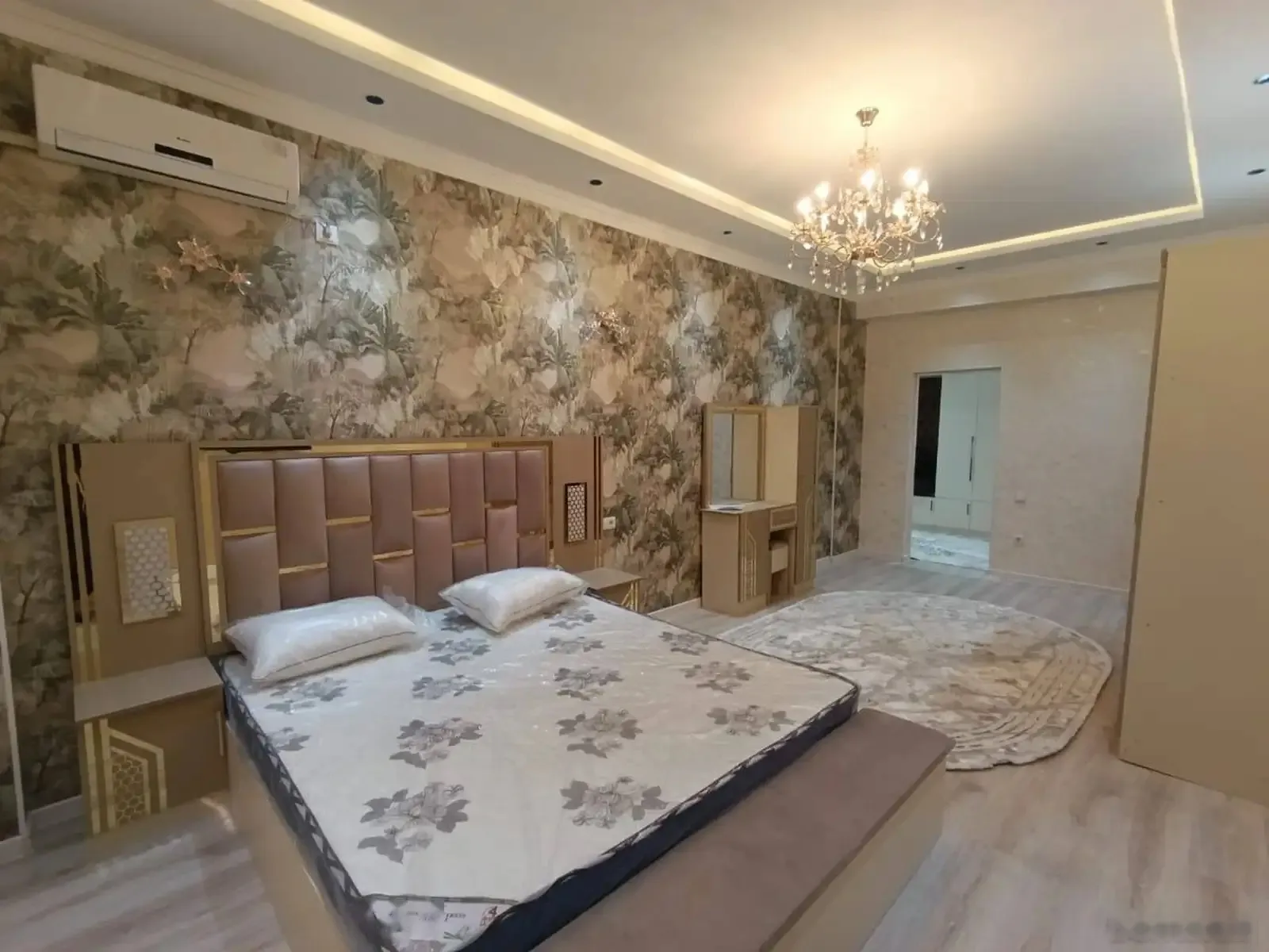 3-комн. квартира, 4 этаж, 140м², пайкари таможенный