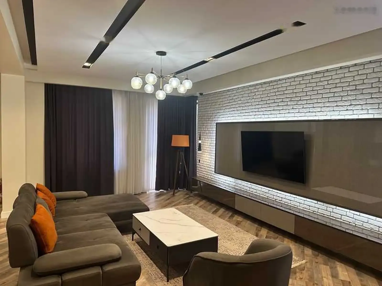 2-комн. квартира, 5 этаж, 107м², И. Сомони — фото 4