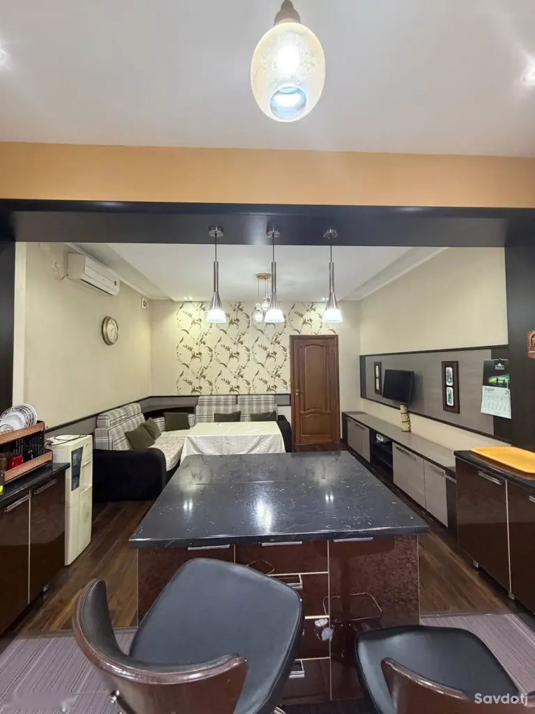 4-комн. квартира, 3 этаж, 126м², и сомони