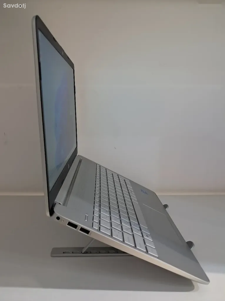 Ноутбук HP Laptop 15s-fq5276nia