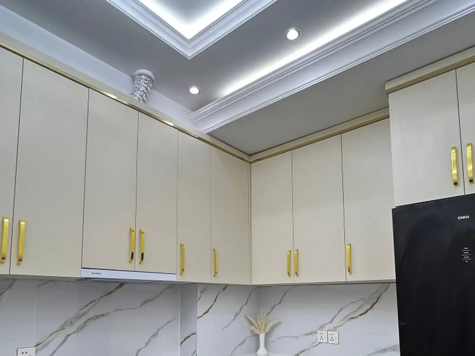2-комн. квартира, 13 этаж, 73 м², Шохмансур 3 база