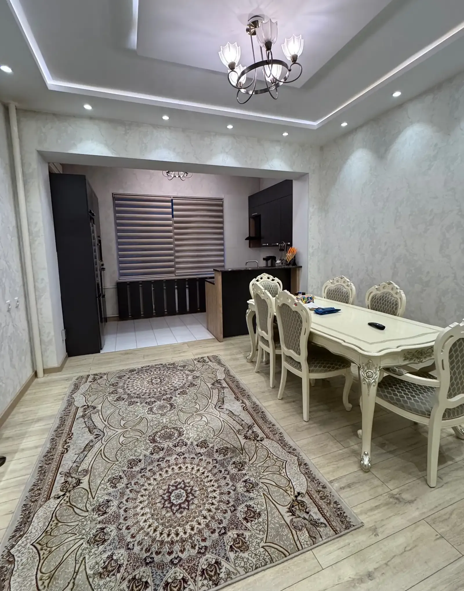 4-комн. квартира, 4 этаж, 140м², Ипподром, И. Сомони