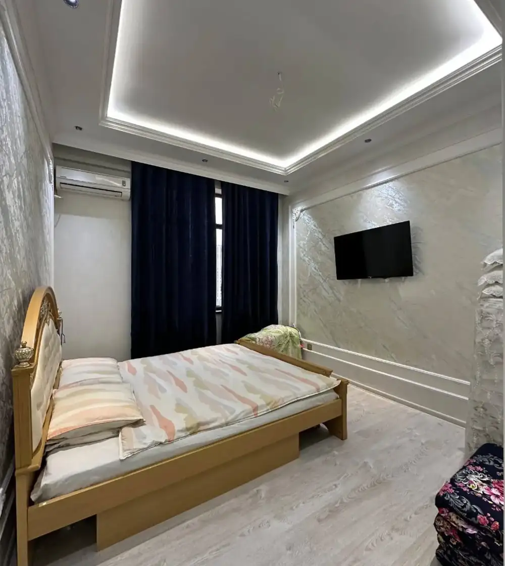 3-комн. квартира, 11 этаж, 81 м², Исмоили Сомонӣ — фото 2