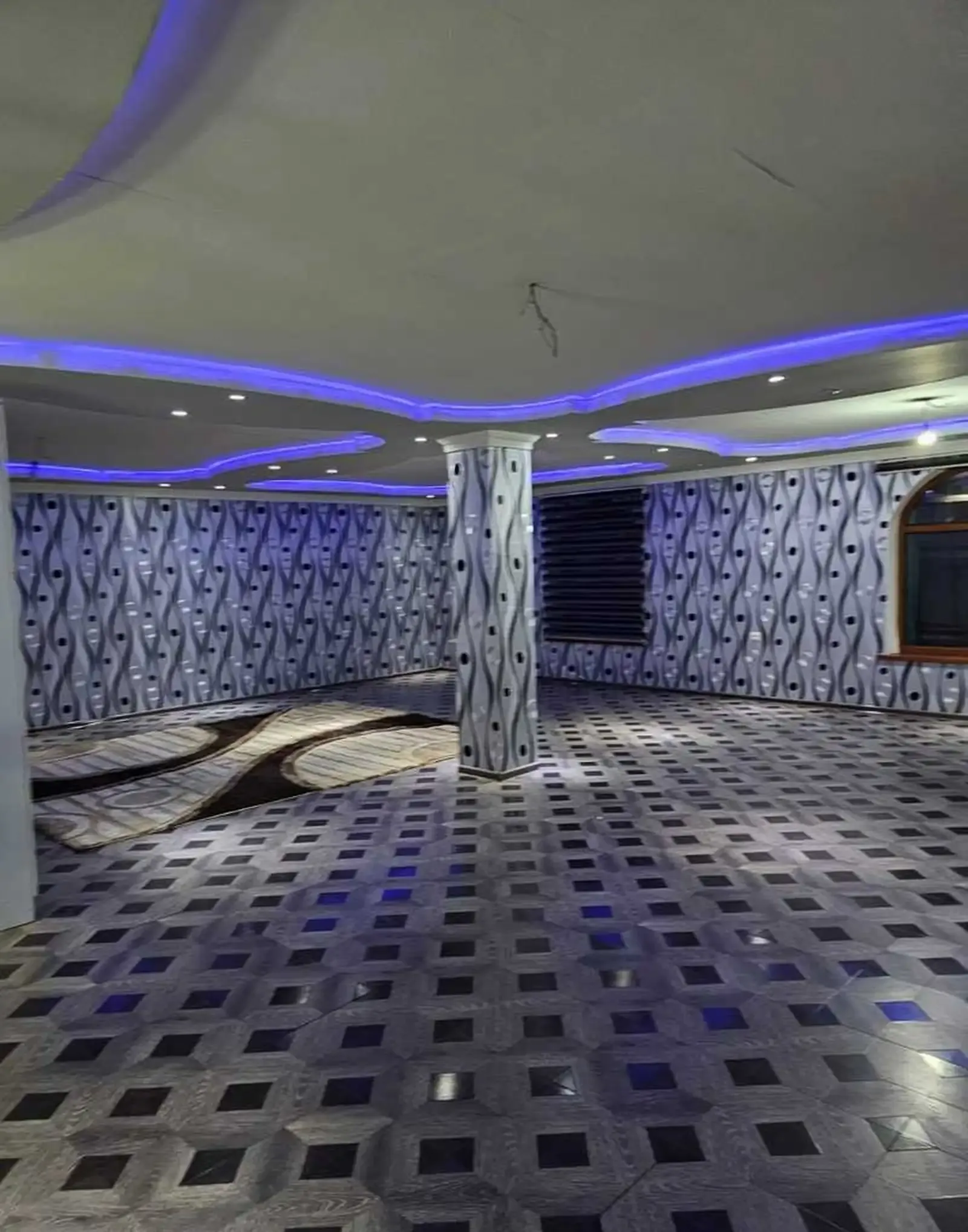 3-этажный, 7 комнатный дом, 750 м², исмоили слмони