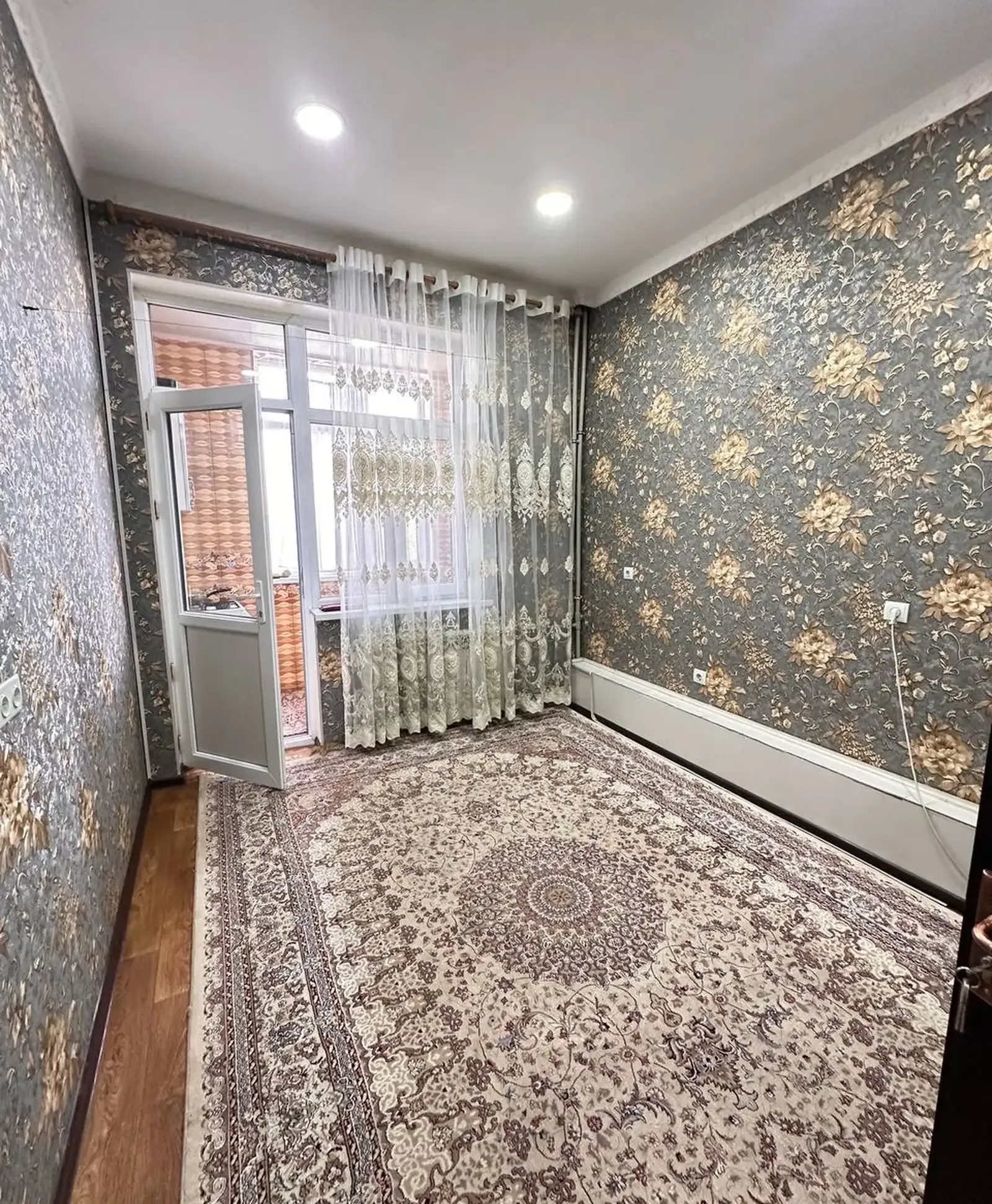2-комн. квартира, 5 этаж, 44 м², Фирдавси — фото 4