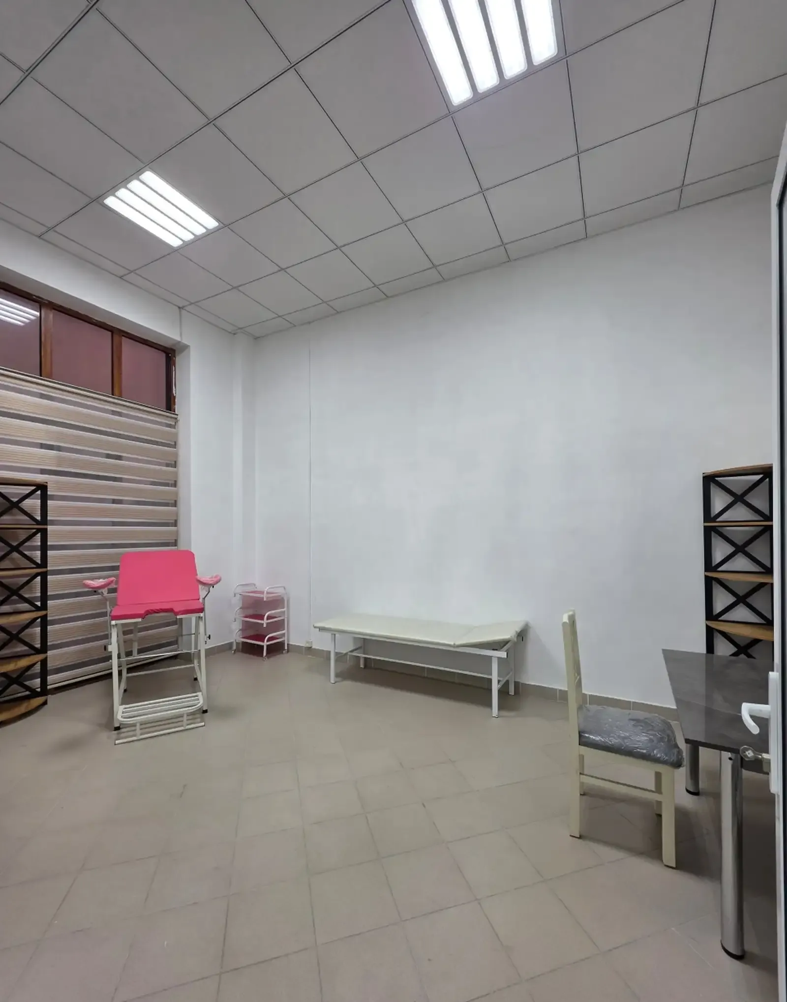 Помещение под офис, 250м², Сино на против посольство Узбекистан