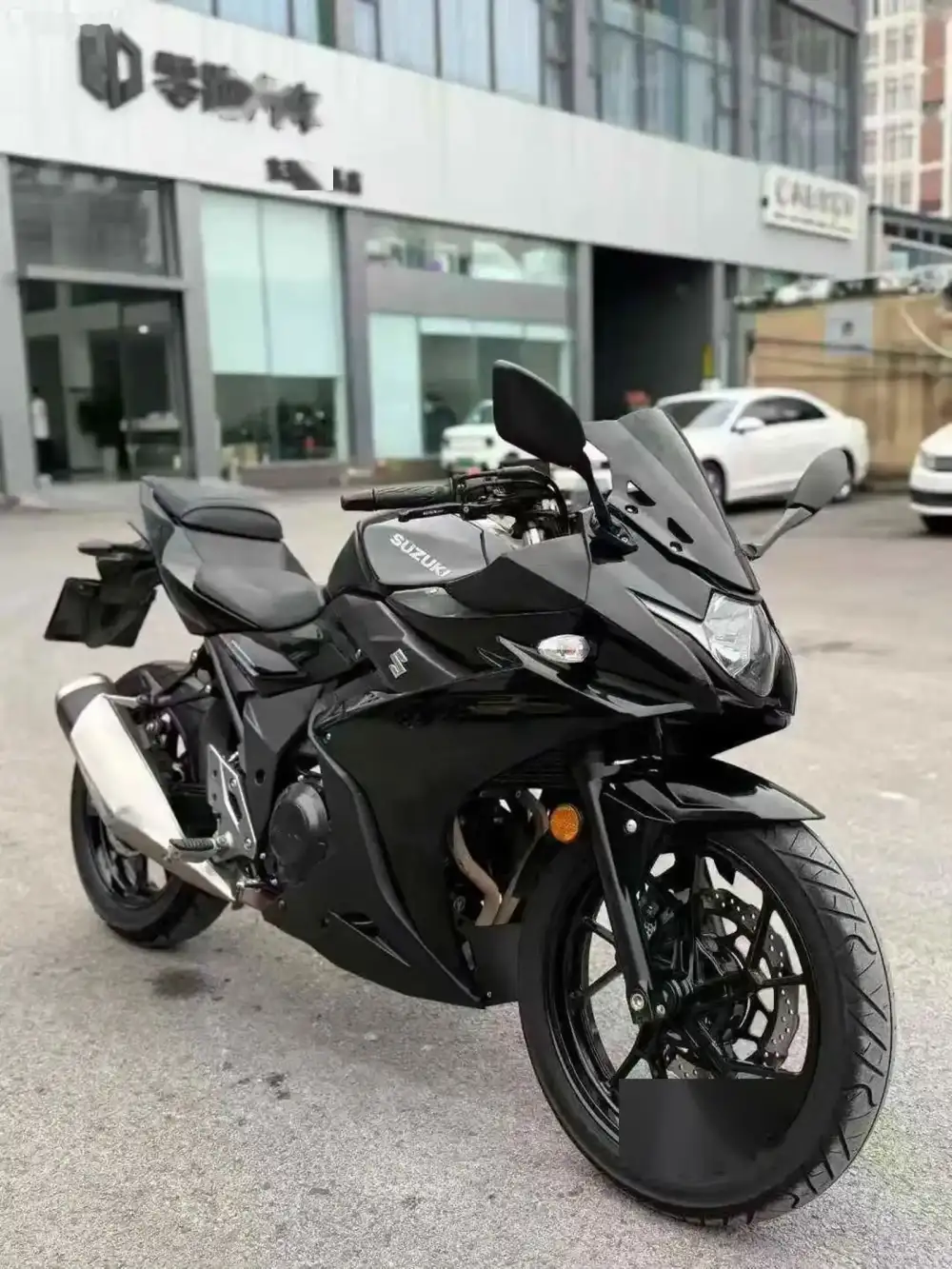 Мотоцикл Suzuki GSX — фото 4