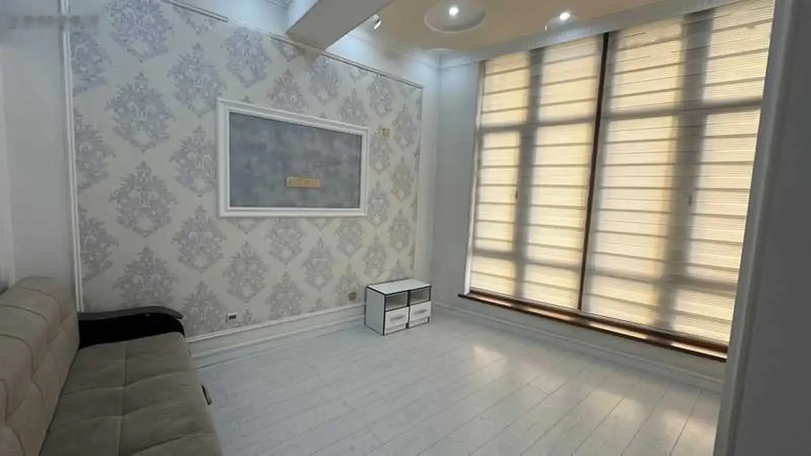 3-комн. квартира, 2 этаж, 67м², Садбарг