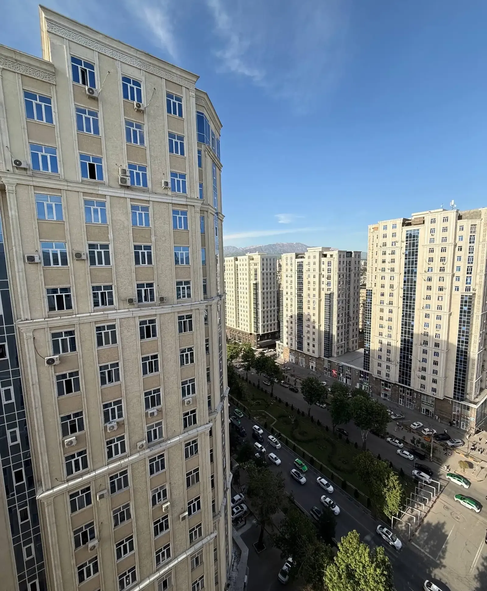 2-комн. квартира, 17 этаж, 62 м², Фирдавси — фото 12