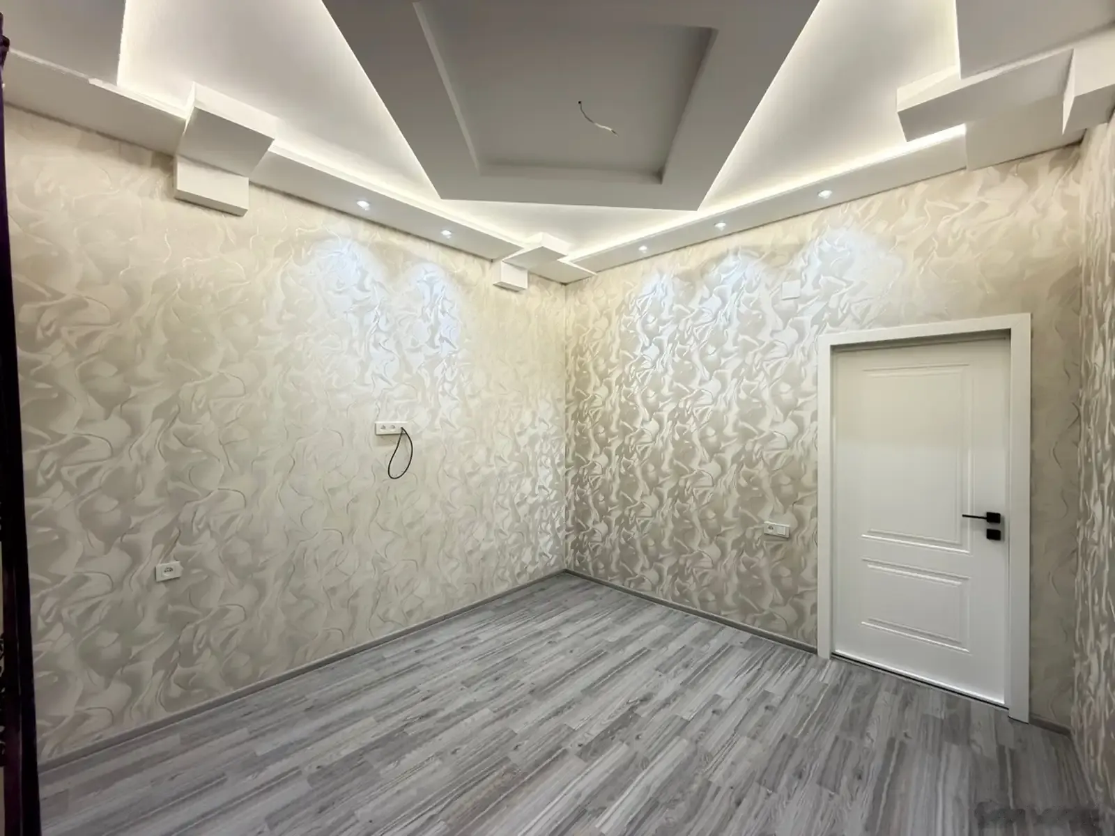 3-комн. квартира, 4 этаж, 89 м², 13 мкр — фото 8