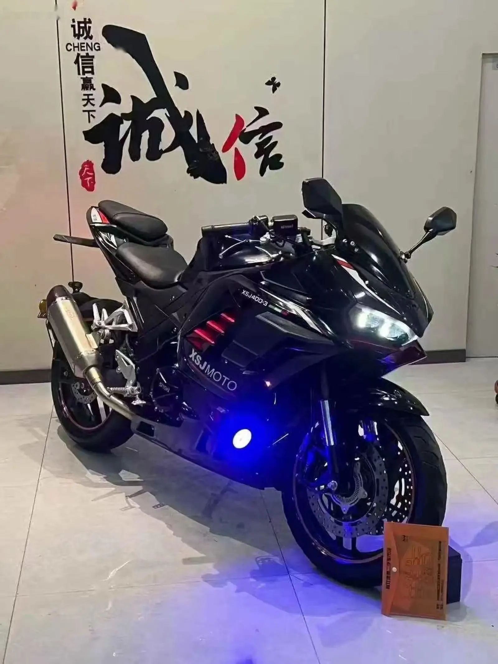Мотоцикл Ducati — фото 3