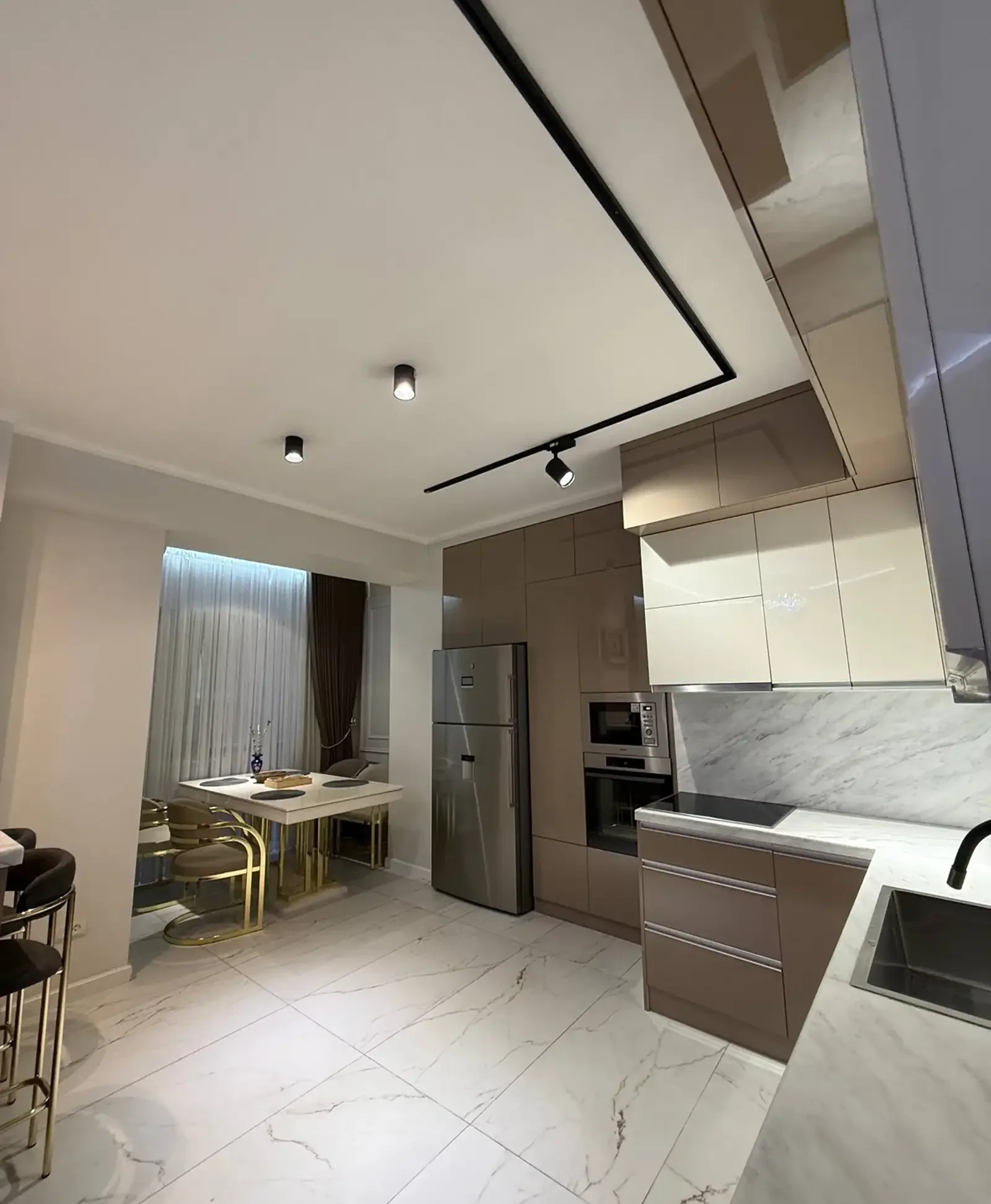 3-комн. квартира, 4 этаж, 168 м², Исмоили Сомони Овир Пули Сангин — фото 8