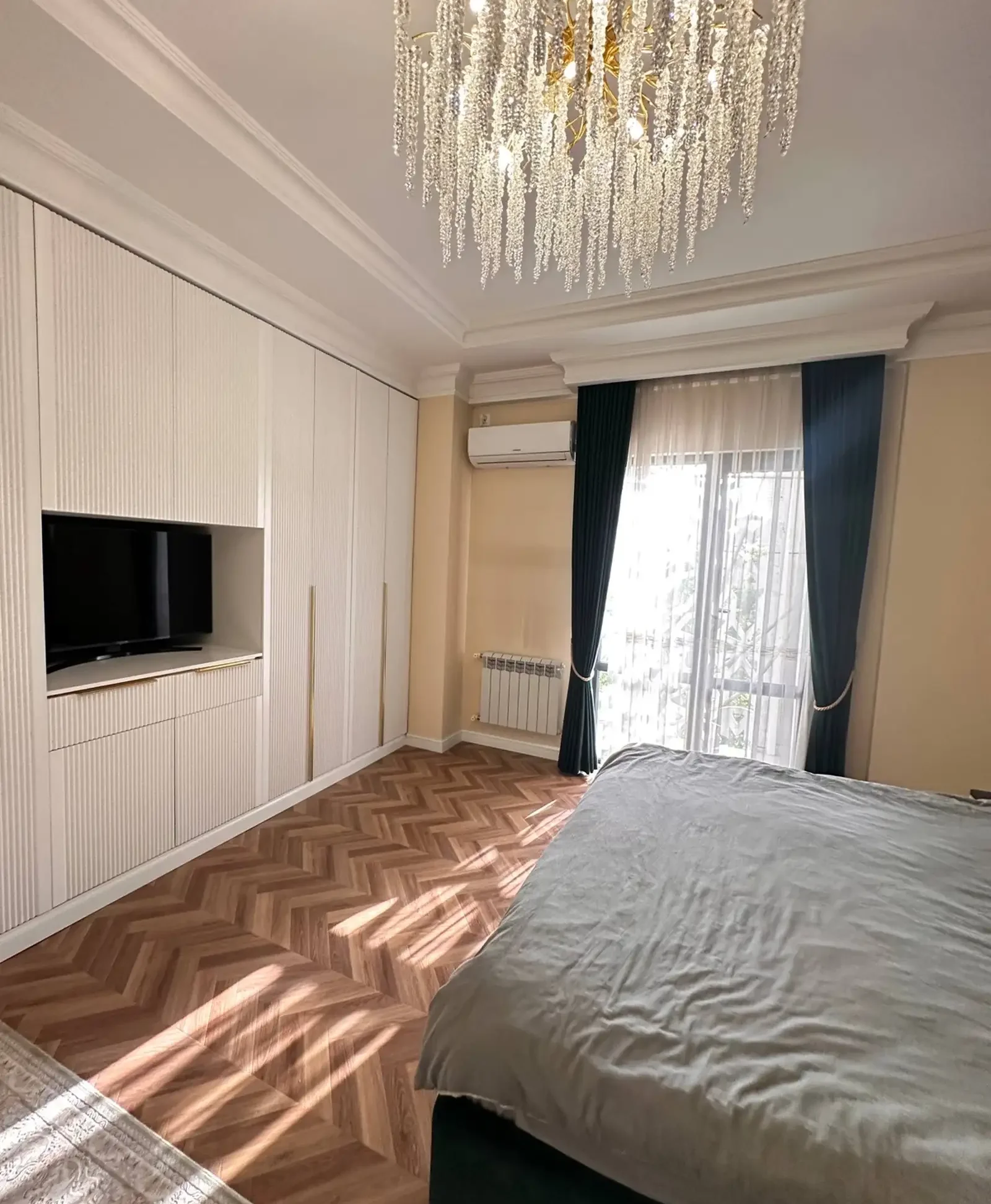 3-комн. квартира, 3 этаж, 102 м², Исмоили Сомони школа 8 (Дом Баракат) — фото 4