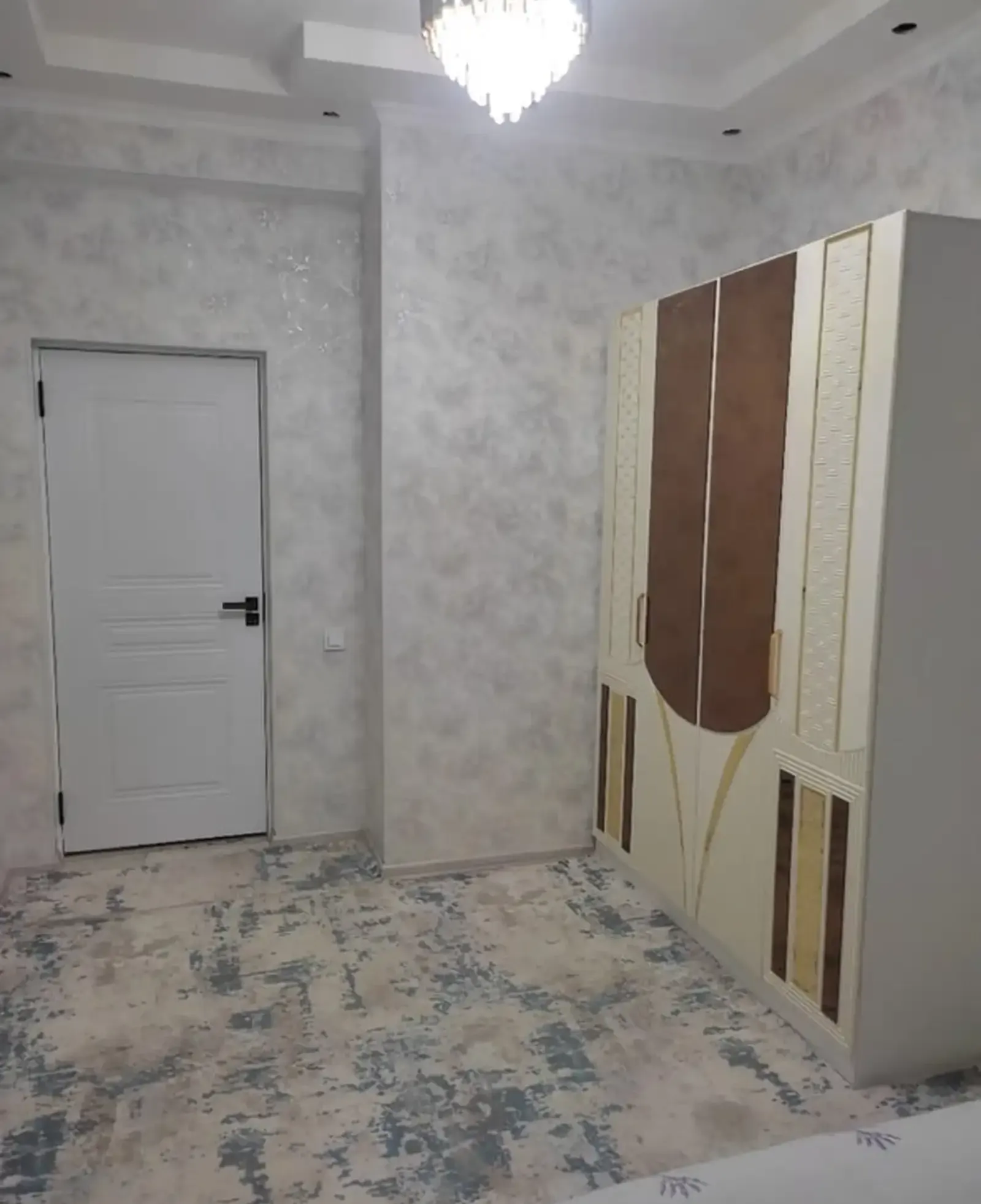 2-комн. квартира, 15 этаж, 53м², Фирдавси — фото 7