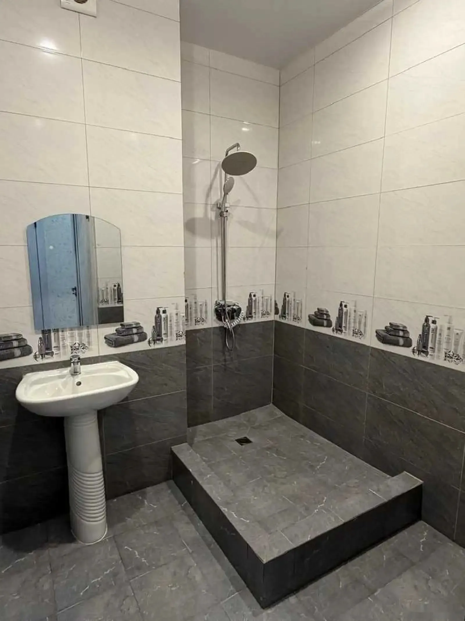3-комн. квартира, 2 этаж, 85м², Калинин