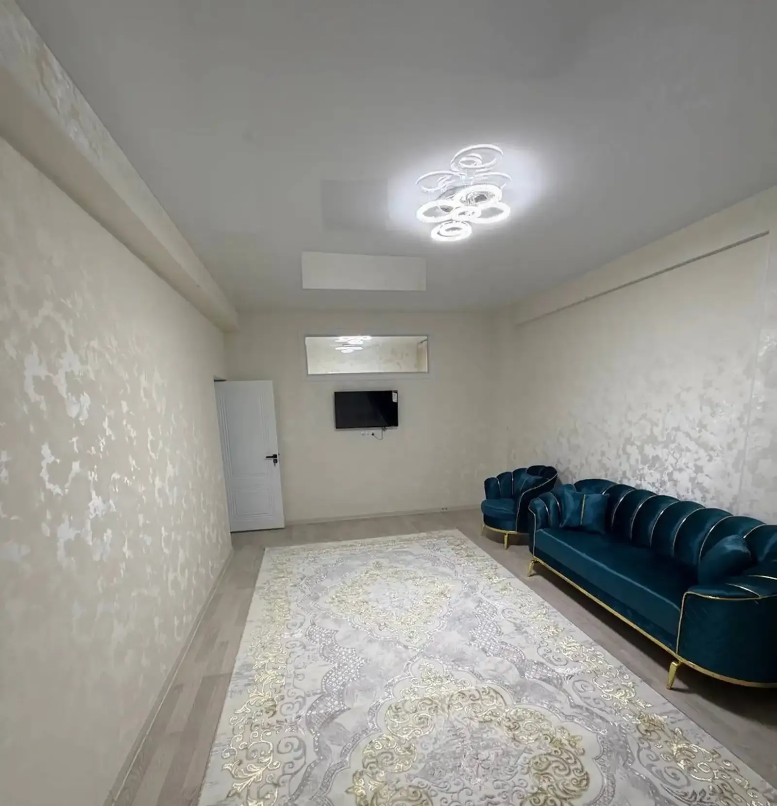 2-комн. квартира, 11 этаж, 60 м², 112мкр, Пайкар — фото 2