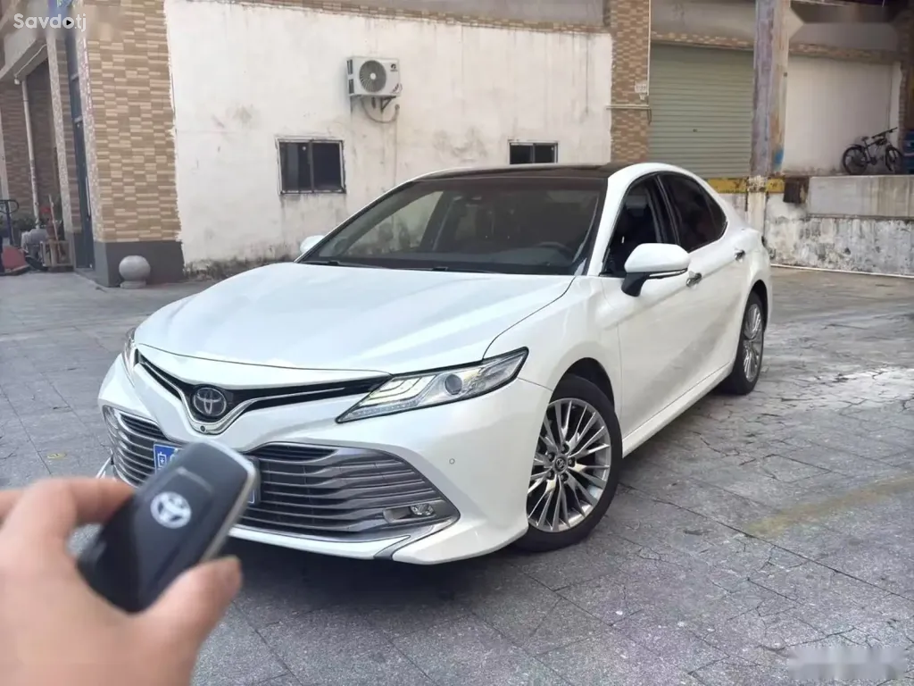 Toyota Camry, 2019