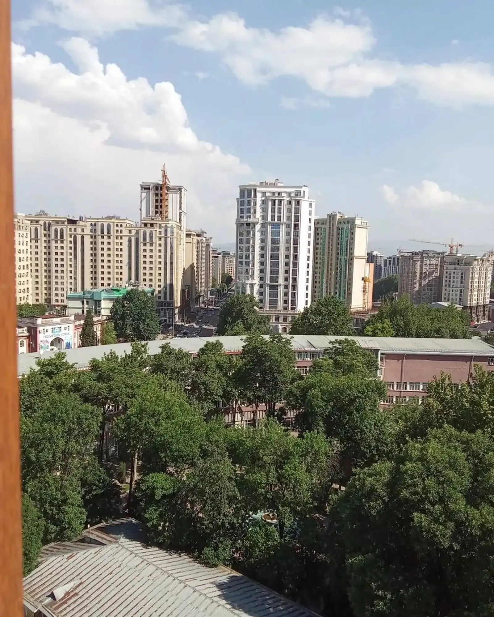2-комн. квартира, 11 этаж, 52 м², И Сомони — фото 8