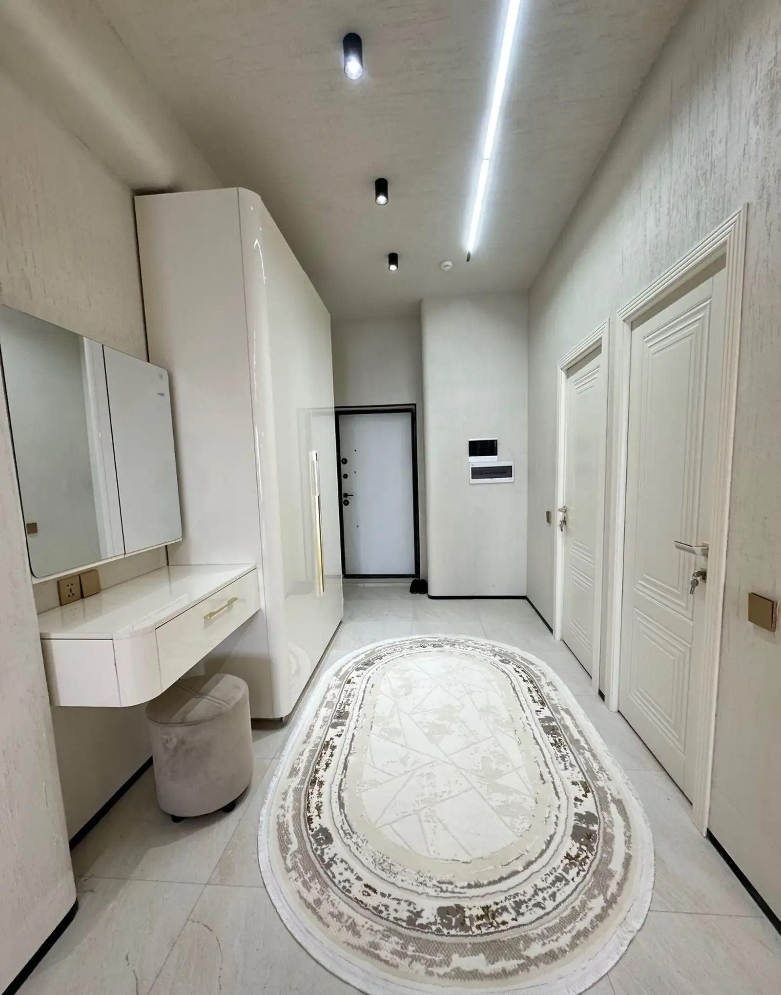 3-комн. квартира, 15 этаж, 90 м², Сино (Казокон)