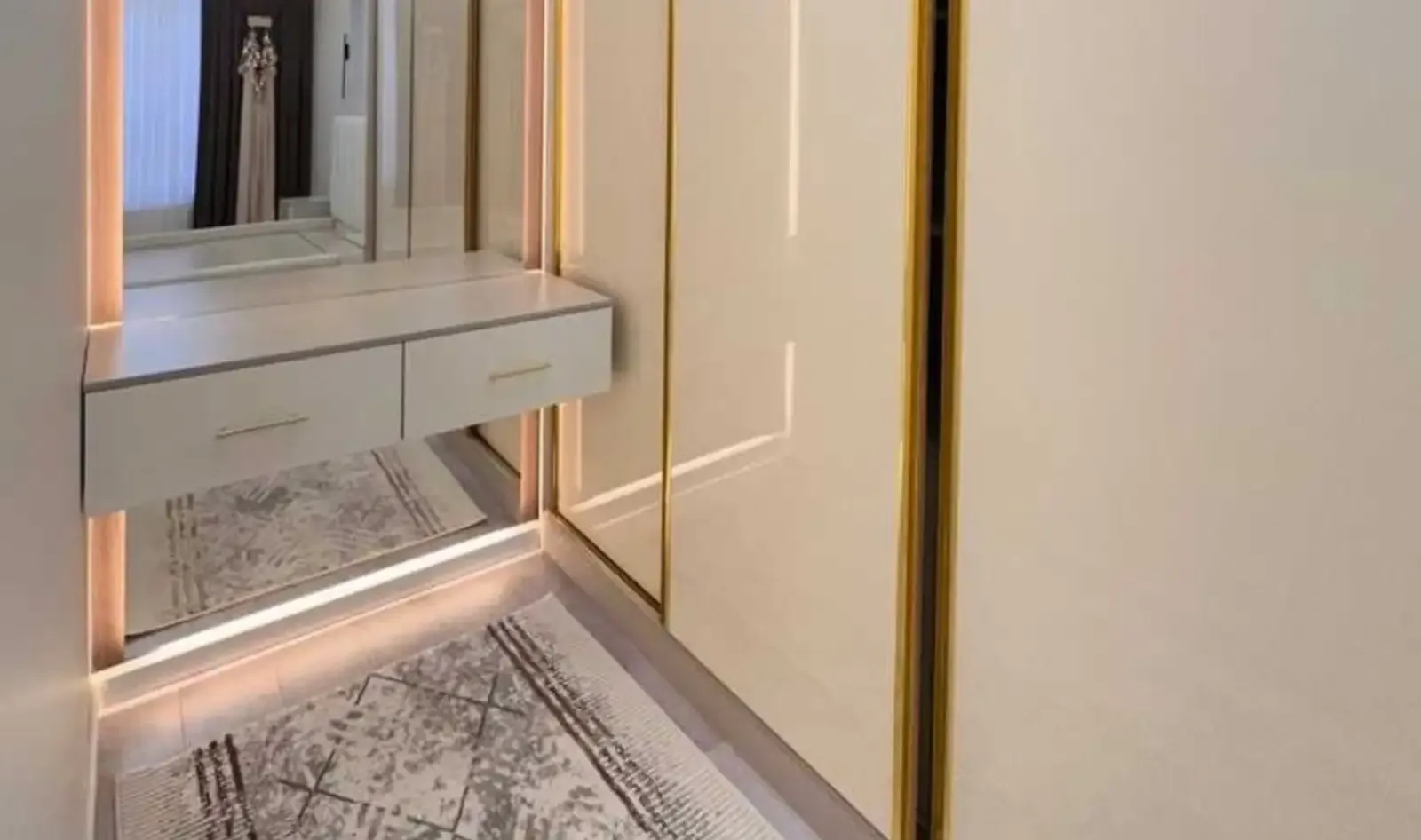2-комн. квартира, 9 этаж, 73 м², Сино УВД — фото 2