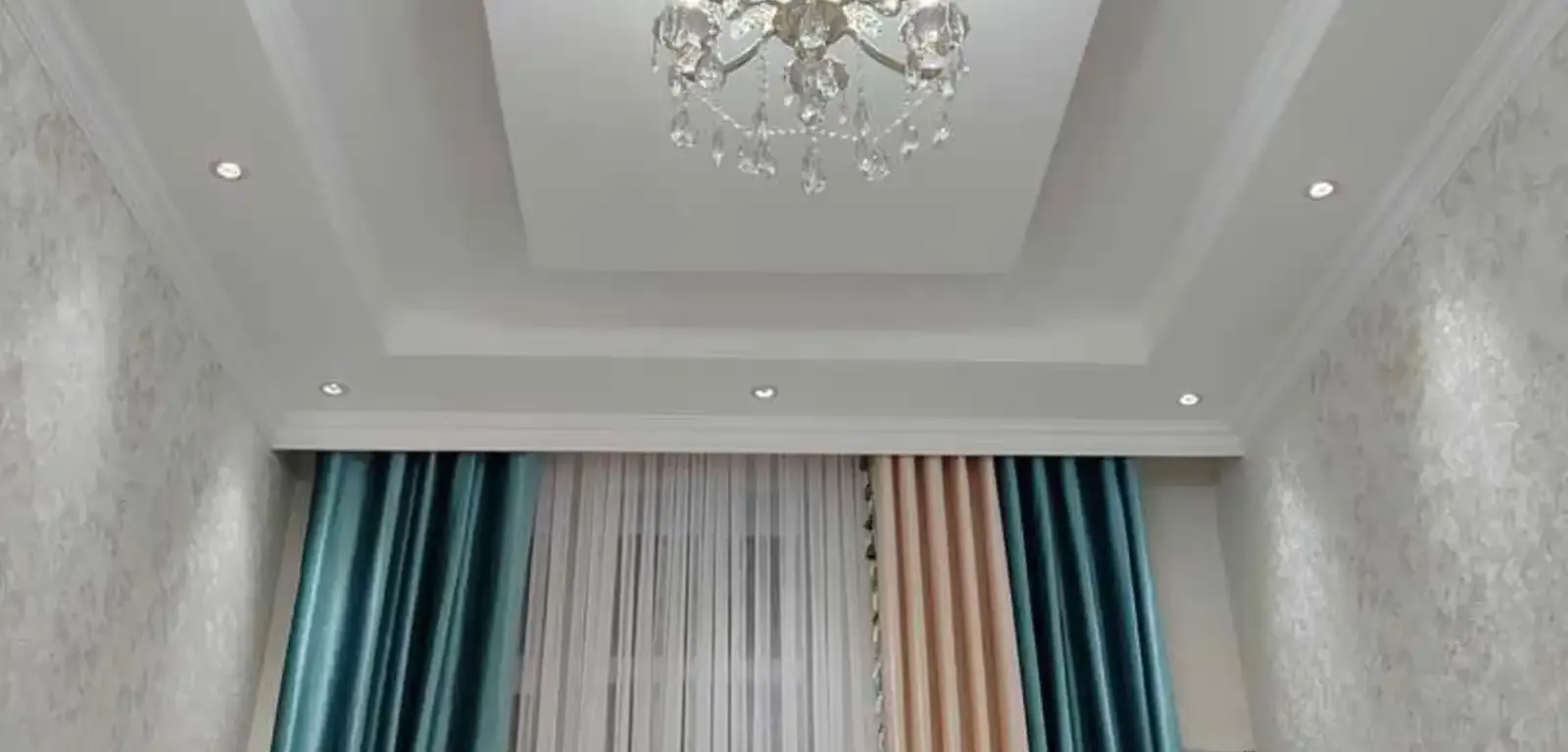2-комн. квартира, 8 этаж, 69 м², Цырк — фото 2