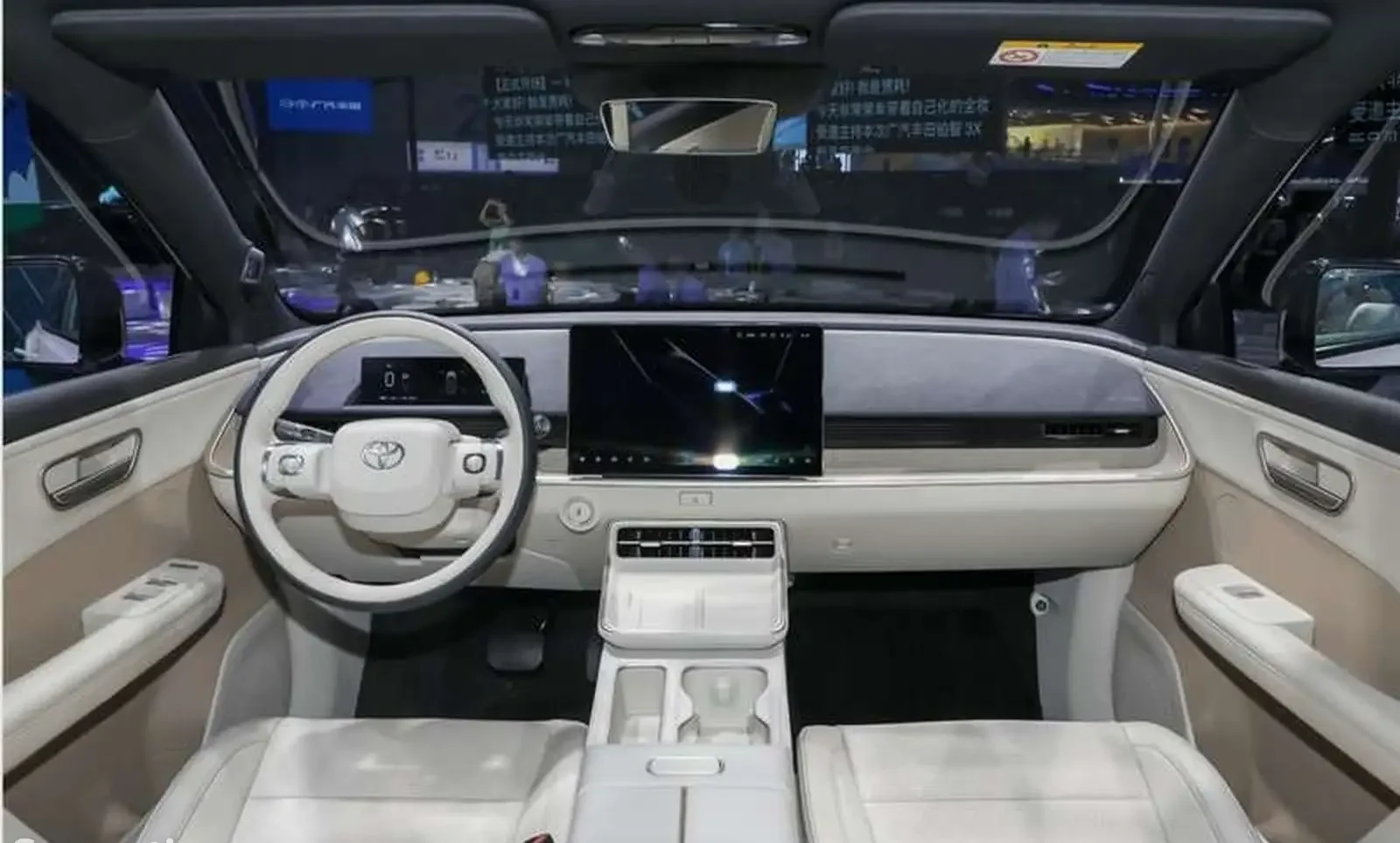Toyota BZ3, 2025