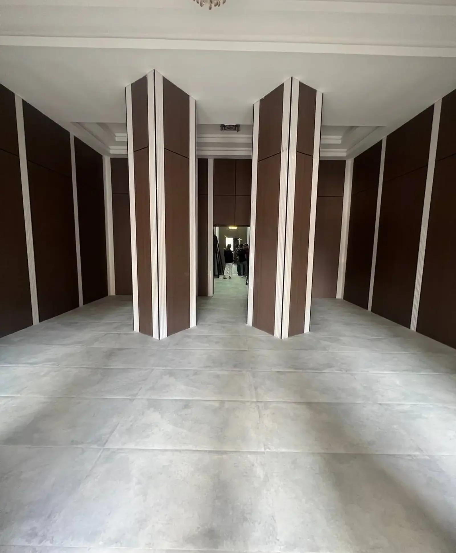 3-комн. квартира, 11 этаж, 114 м², Исмоили Сомони — фото 2