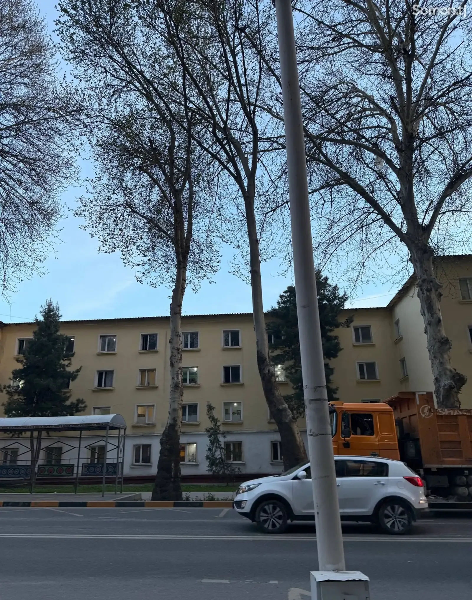 2-комн. квартира, 12 этаж, 82 м², Исмоили Сомони, Северный