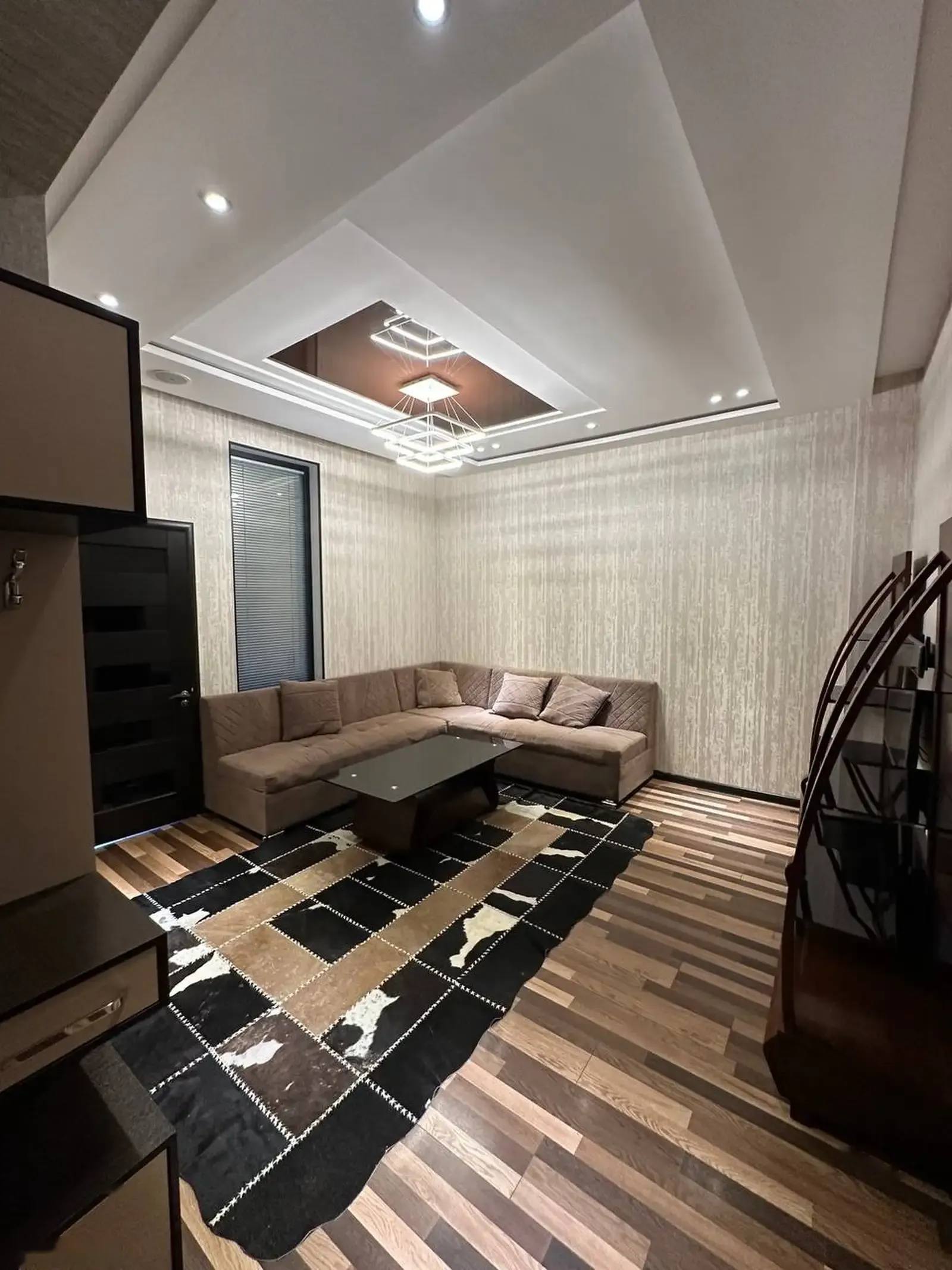 2-комн. квартира, 15 этаж, 53 м², И. Сомони — фото 6