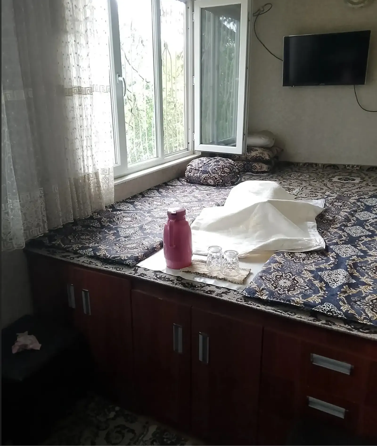 5-комн. квартира, 3 этаж, 100м², Сино