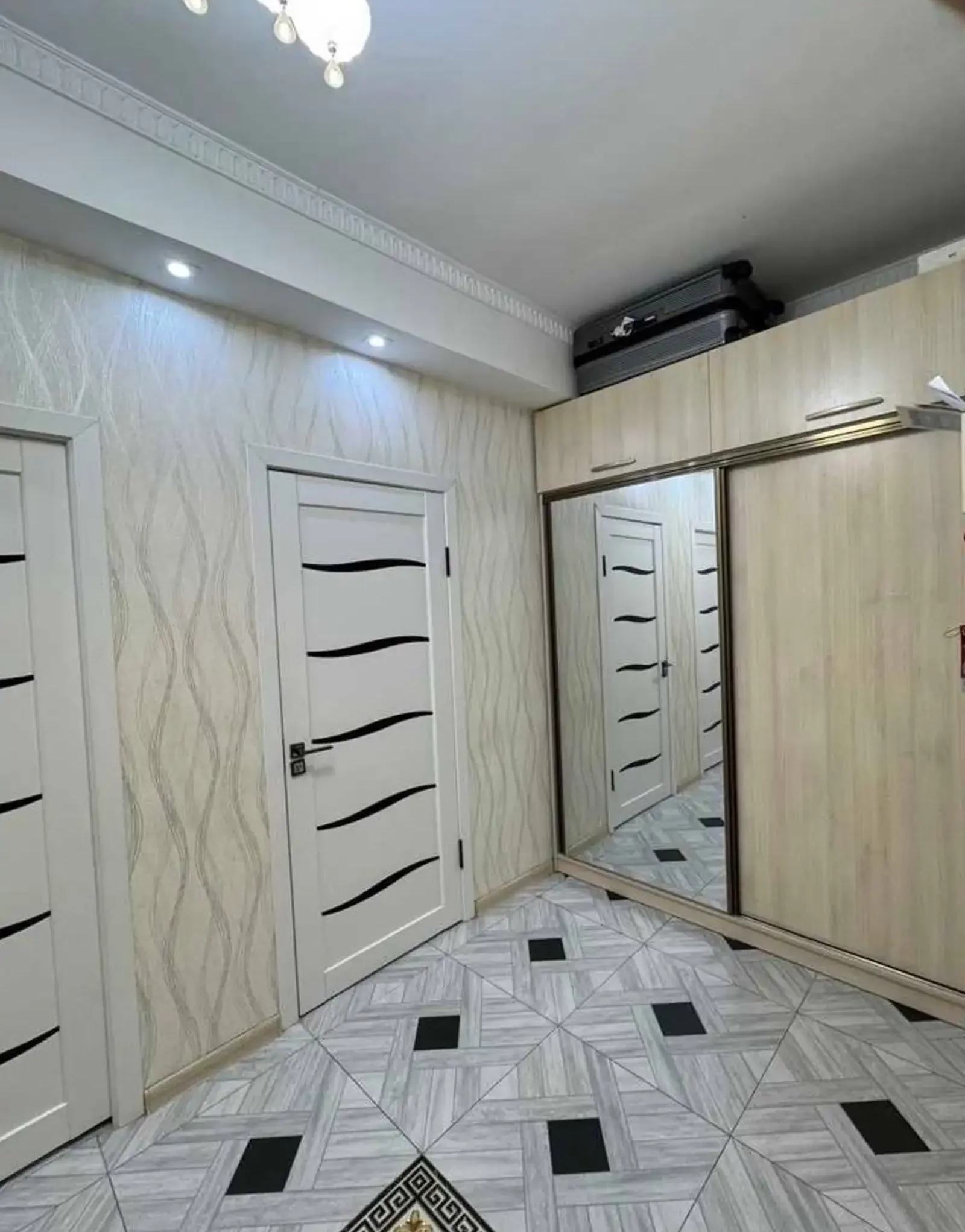 2-комн. квартира, 15 этаж, 55 м², Фирдавси — фото 11