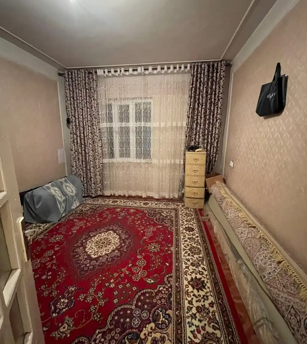3-комн. квартира, 1 этаж, 75м², Сино, 104 мкр — фото 2