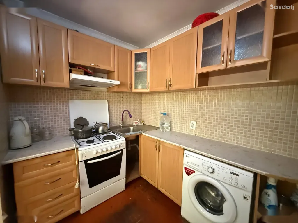 2-комн. квартира, 2 этаж, 60м², сино