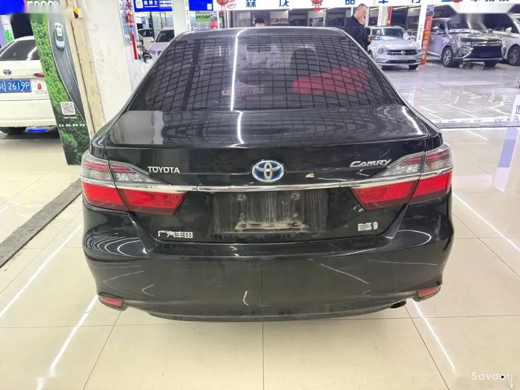 Toyota Camry, 2016