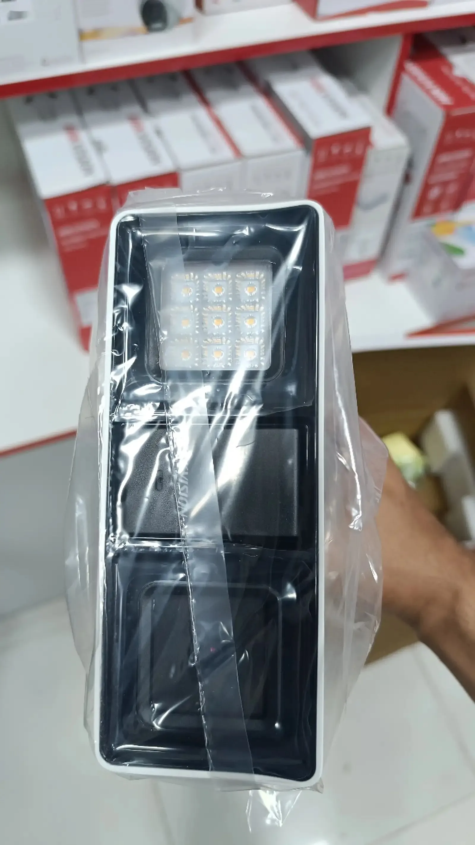 Камера hikvision 2MP