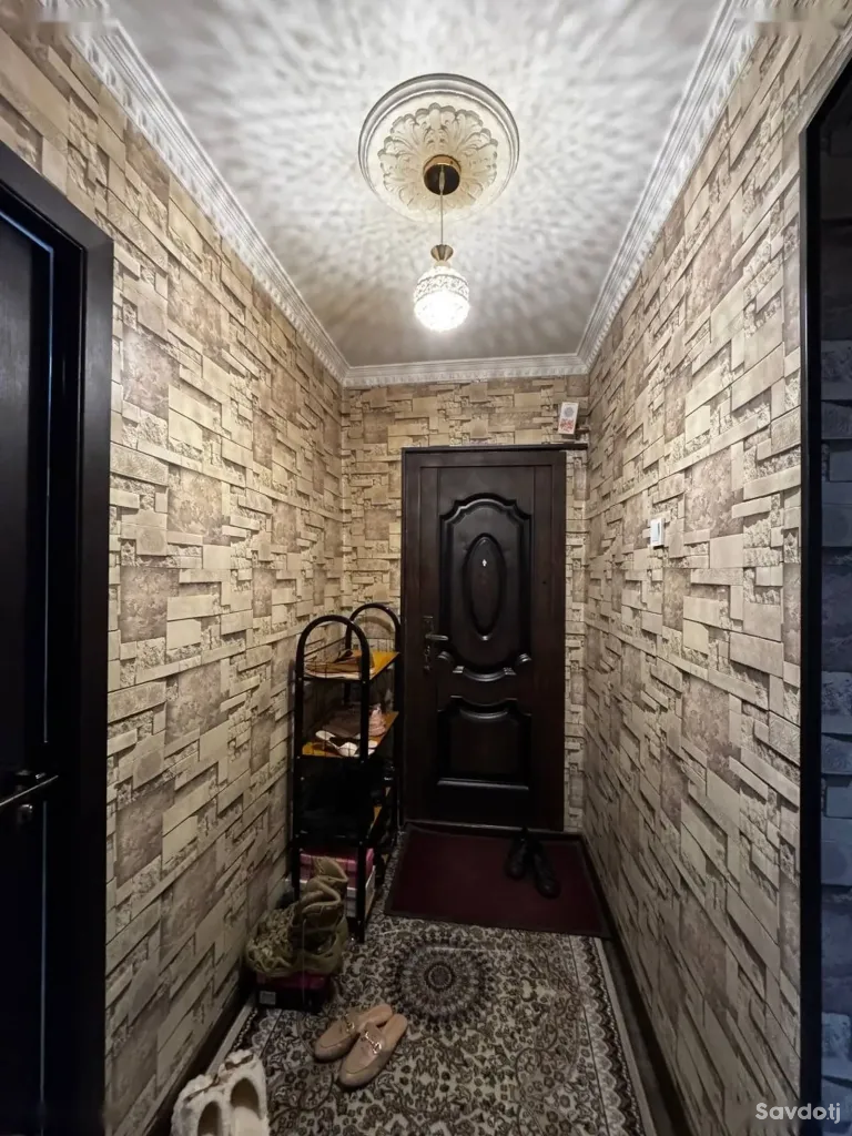 3-комн. квартира, 1 этаж, 70 м², сино