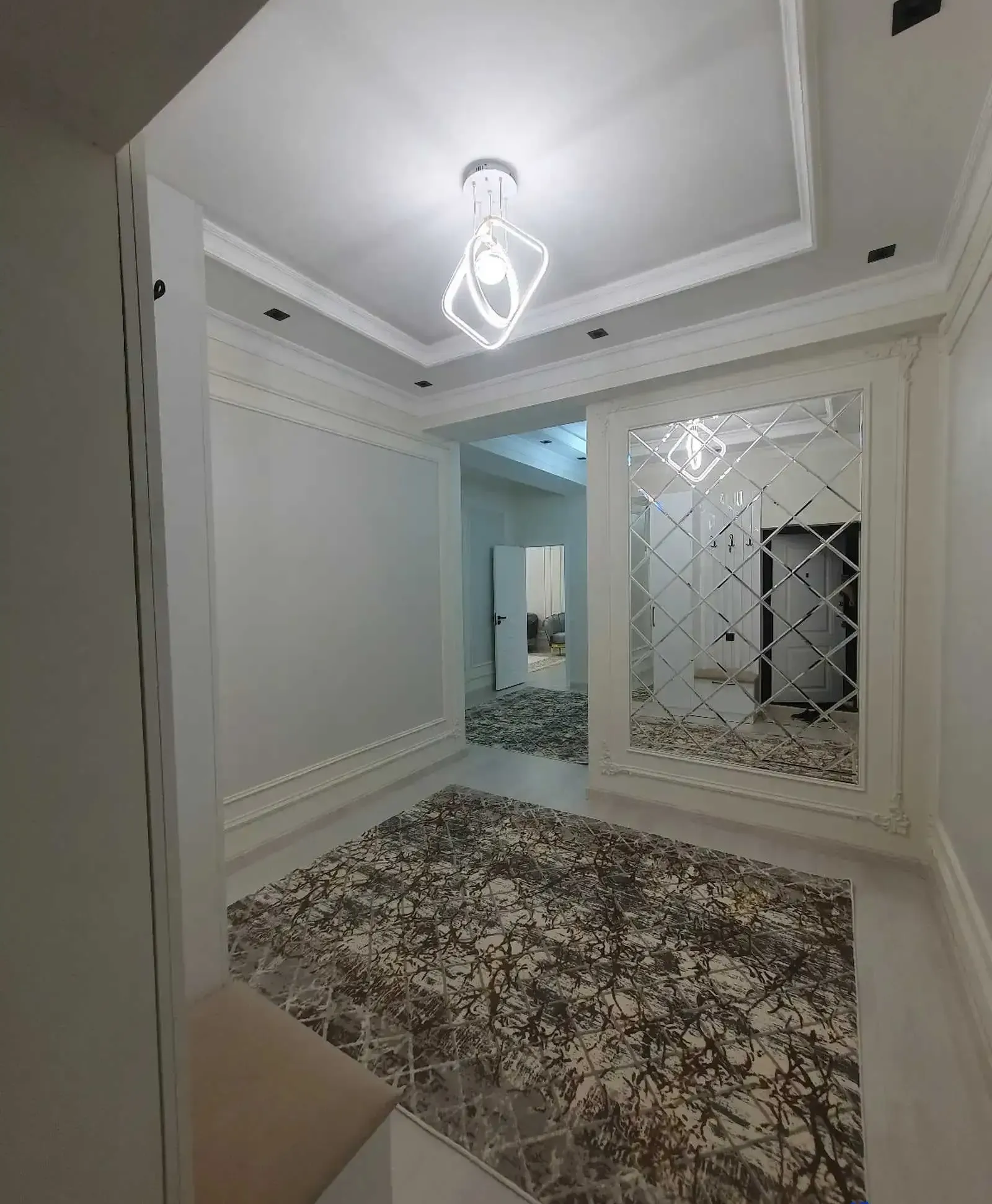 2-комн. квартира, 10 этаж, 105м², И. Сомони — фото 5