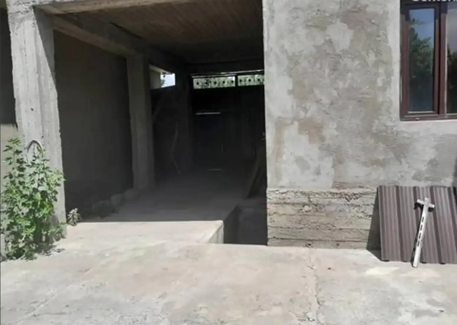 2-этажный, 4 комнатный дом, 350 м², Сино — фото 3