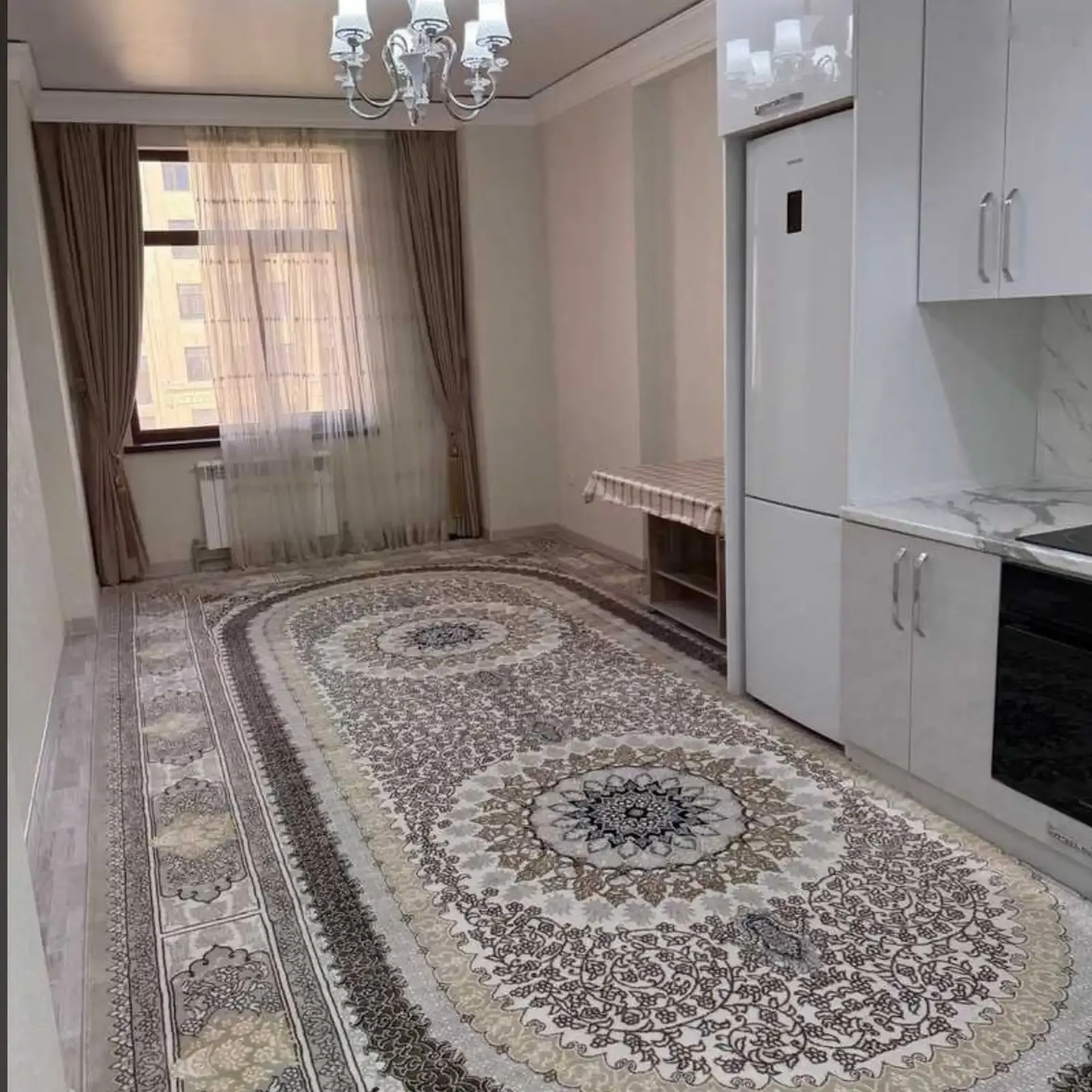 2-комн. квартира, 13 этаж, 95м², Шохмансур