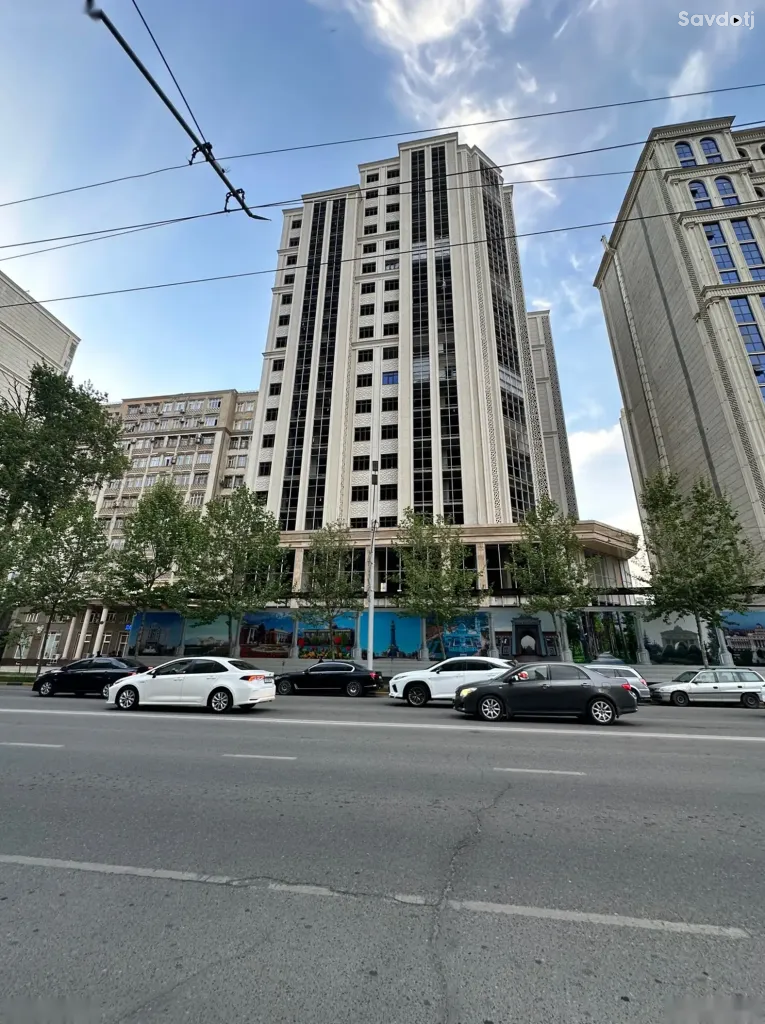 Помещение под свободное назначение, 665м², Айни 19А, напротив Хукумата Шохмансур