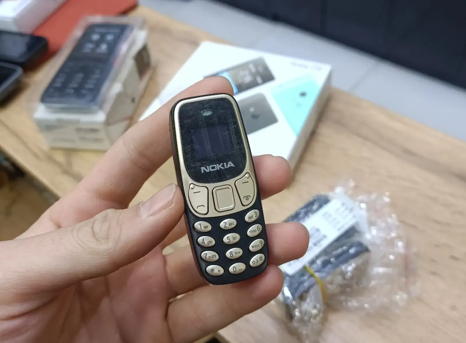 Nokia Mini 2sim Нет встроенной памяти